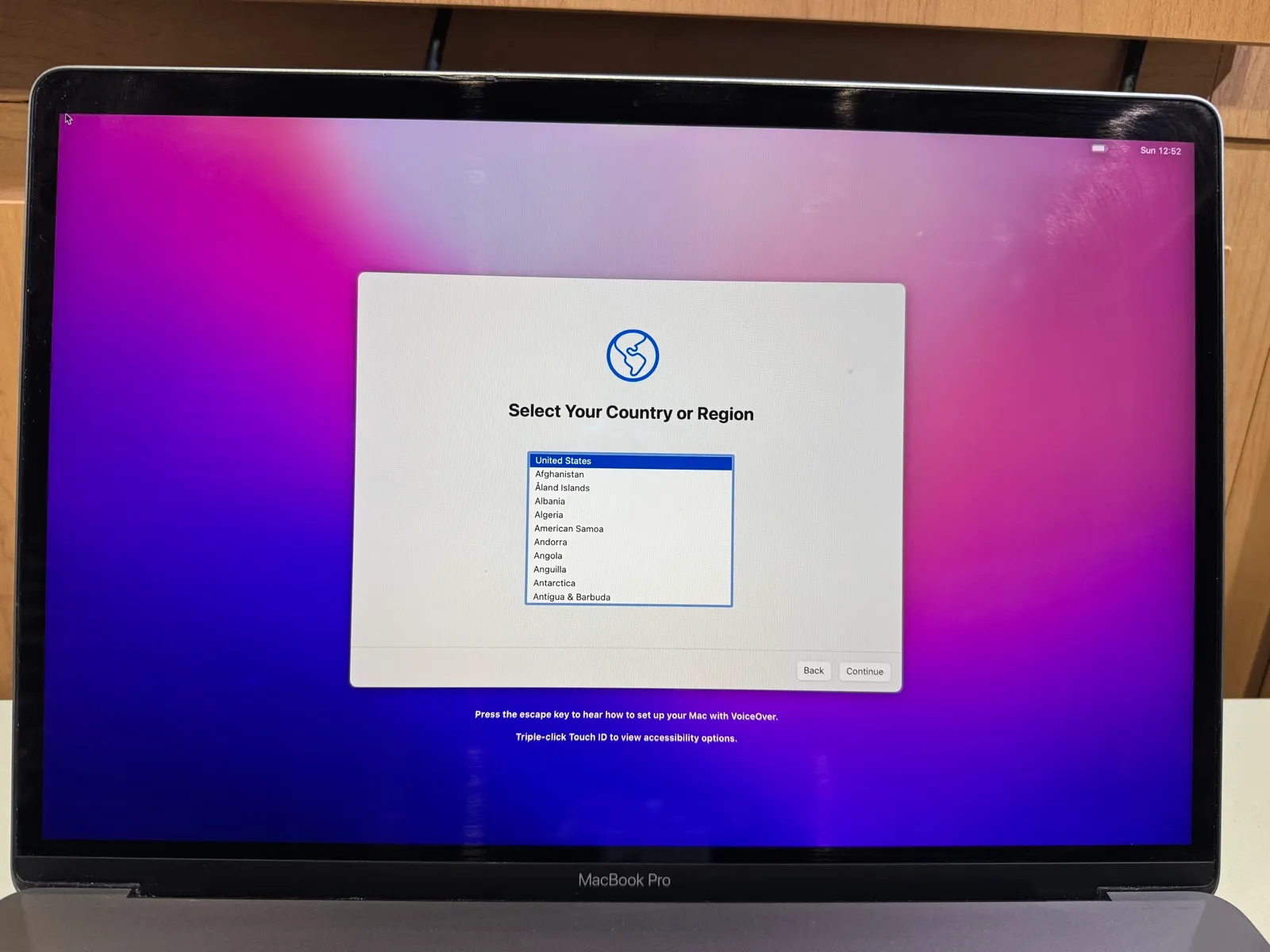 2016 MacBook Pro 15-inch - 16GB RAM - 2TB SSD - Original Box - Excellent Condition - Gallery Image 2