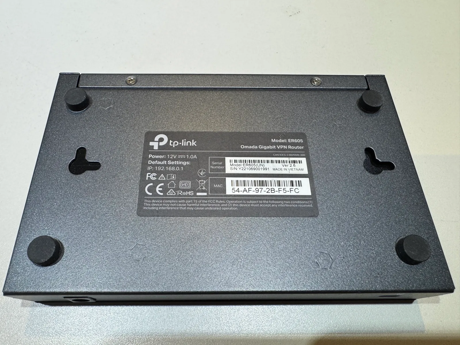 TP-Link Omada ER605 Gigabit VPN Router - Like New - Latest Firmware v2.4.3 - Gallery Image 2