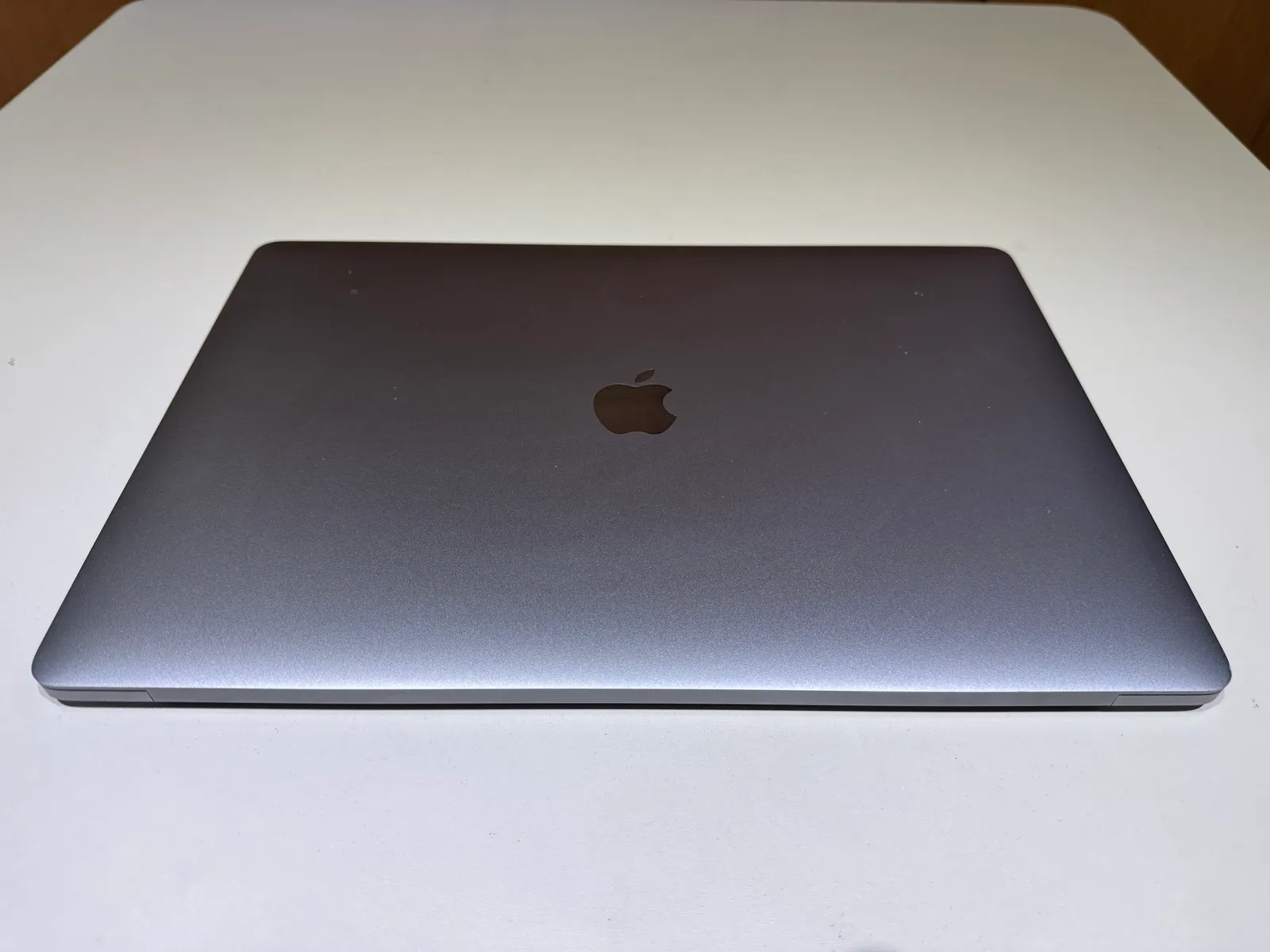 2016 MacBook Pro 15-inch - 16GB RAM - 2TB SSD - Original Box - Excellent Condition - Gallery Image 3