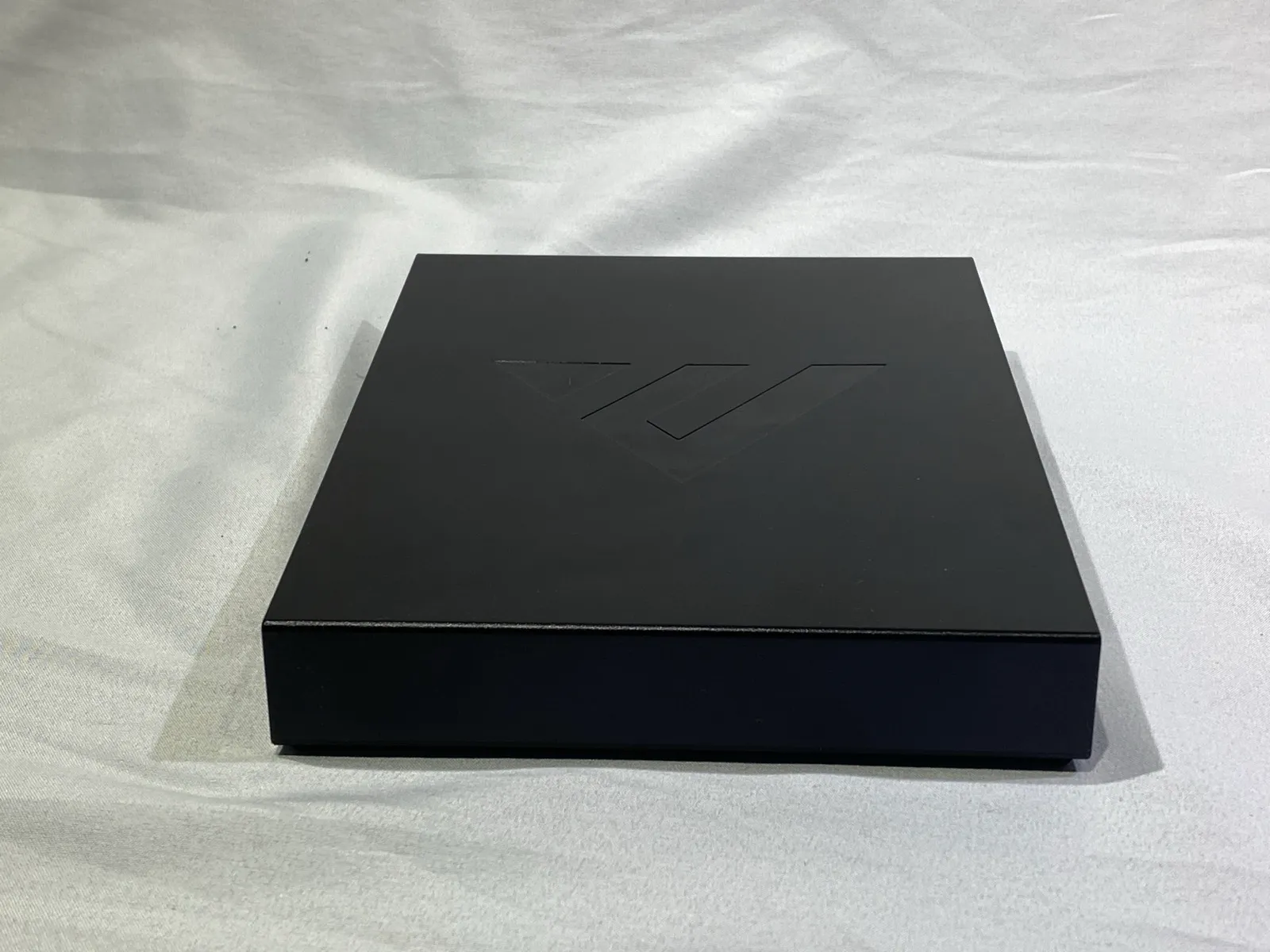 Pakedge WR-1 802.11ac Dual-Band Wireless Router - Gallery Image 4