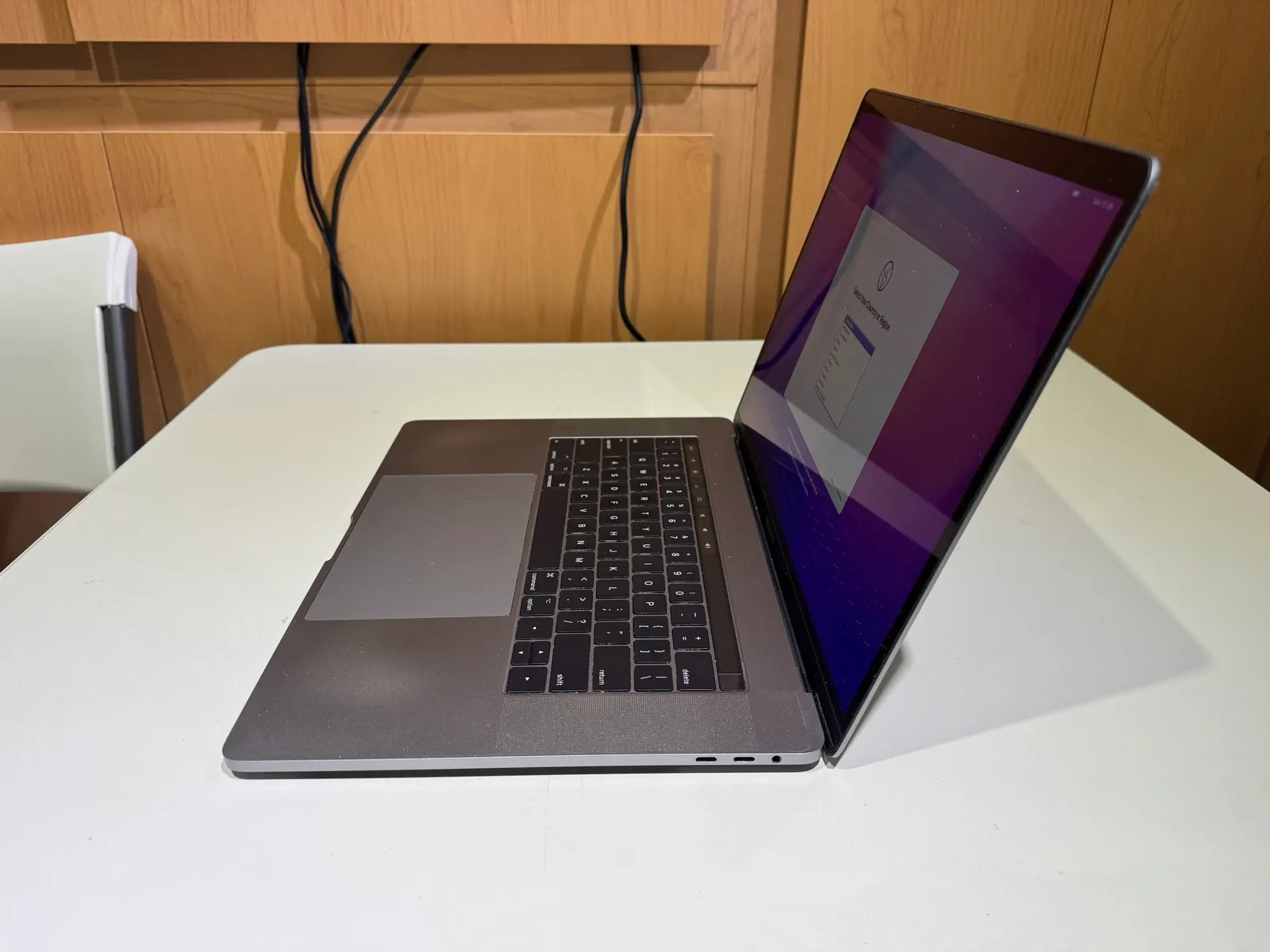 2016 MacBook Pro 15-inch - 16GB RAM - 2TB SSD - Original Box - Excellent Condition - Gallery Image 8