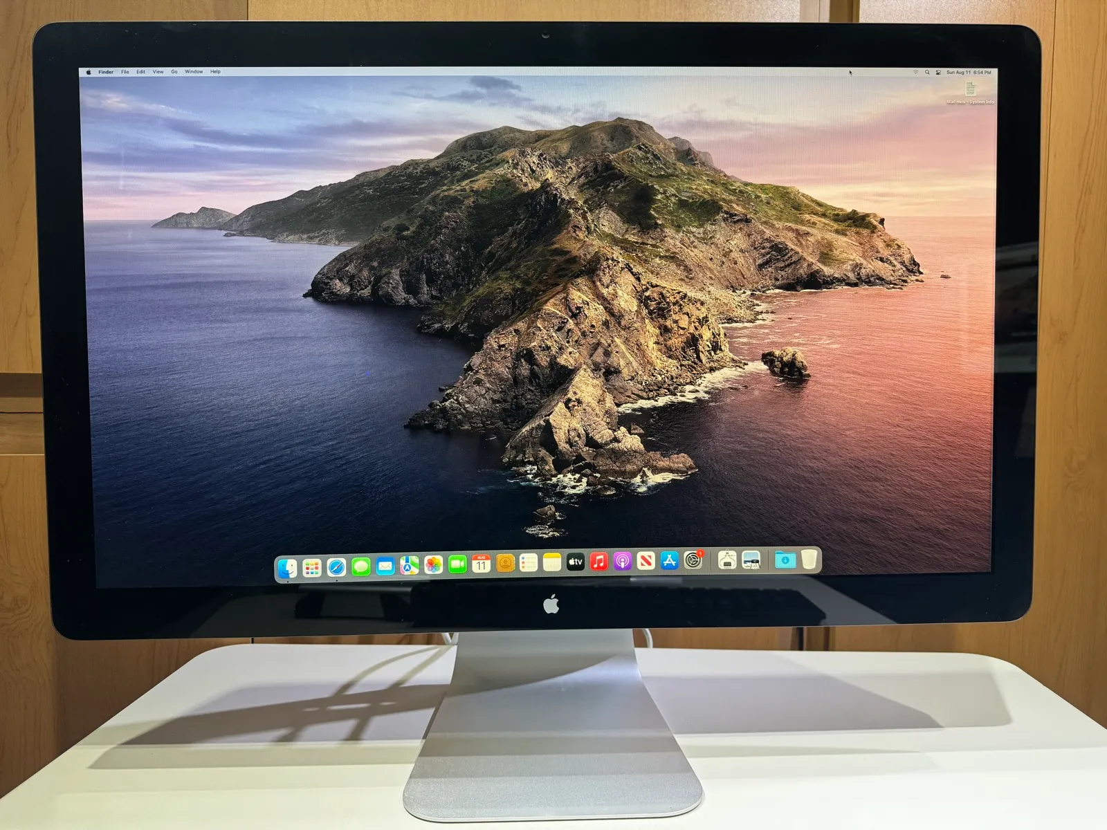 Apple Thunderbolt Display 27-inch MC914LL/A (A1407) - Original Box & Adapters - Gallery Image 1